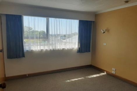 Photo of property in 2/22 Dartmoor Avenue, Westown, New Plymouth, 4310