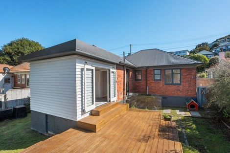 Photo of property in 544 Broadway, Strathmore Park, Wellington, 6022