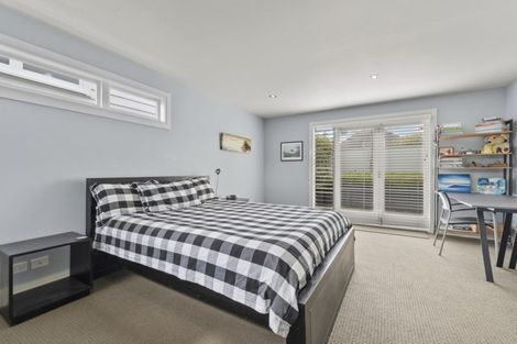 Photo of property in 48 Queen Street, Northcote Point, Auckland, 0627