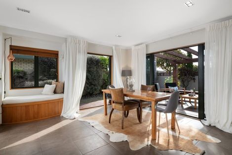 Photo of property in 308 Gravatt Road, Papamoa Beach, Papamoa, 3118