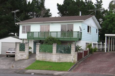 Photo of property in 37 Vina Place, Massey, Auckland, 0614