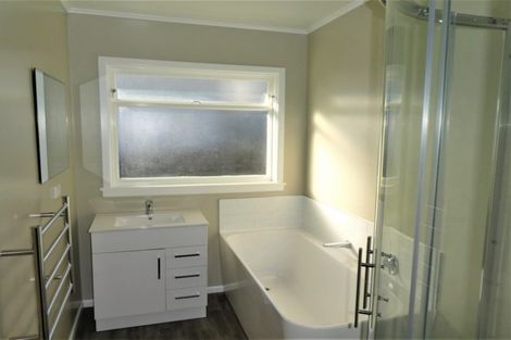 Photo of property in 23 Arrow Crescent, Holmes Hill, Oamaru, 9401