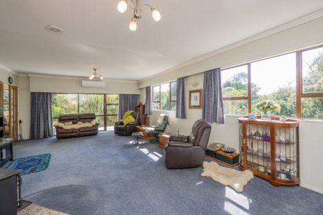 Photo of property in 531 Kawiu Road, Levin, 5572