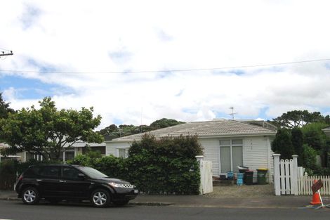 Photo of property in 454 Point Chevalier Road, Point Chevalier, Auckland, 1022