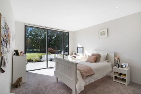 Photo of property in 14 Waimana Place, Wanaka, 9305