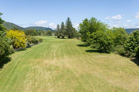 Photo of property in 63 Lisland Drive, Kinloch, Taupo, 3377