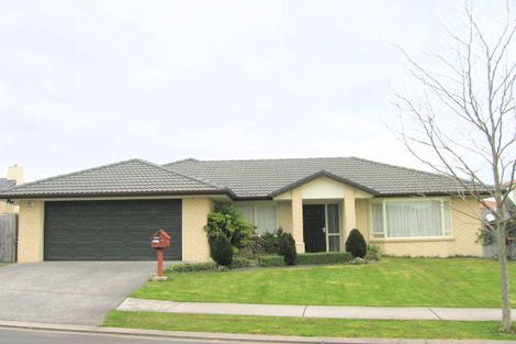 Photo of property in 3 Gilford Place, East Tamaki Heights, Auckland, 2016
