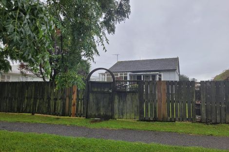 Photo of property in 1/72 Gloucester Road, Manurewa, Auckland, 2102