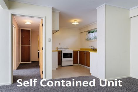 Photo of property in 136 Godley Road, Green Bay, Auckland, 0604