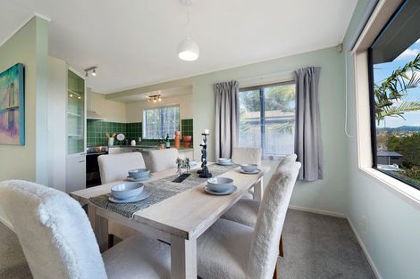 Photo of property in 2/31 Rangeview Road, Sunnyvale, Auckland, 0612