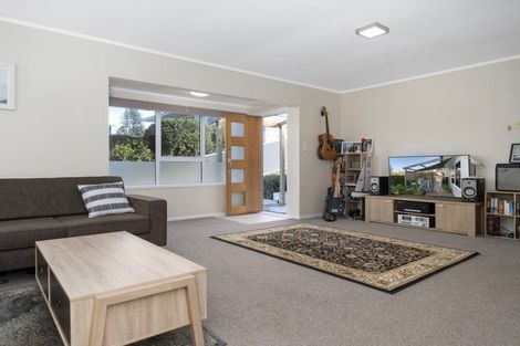 Photo of property in 15a Glenfield Place, Brookfield, Tauranga, 3110
