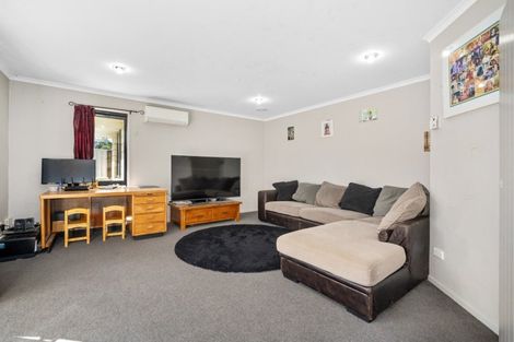 Photo of property in 6 Gina Way, Welcome Bay, Tauranga, 3112