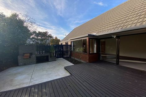 Photo of property in 2/46 Weston Road, St Albans, Christchurch, 8052