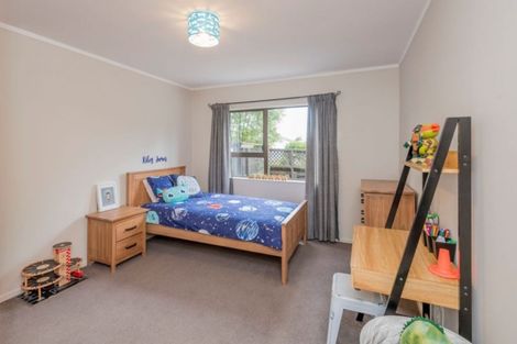 Photo of property in 24 Saint James Court, Paraparaumu, 5032