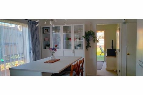 Photo of property in 11a Dawn Place, Waiuku, 2123