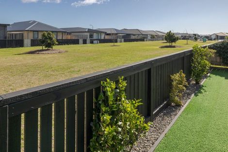 Photo of property in 45 Union Drive, Papamoa, 3118
