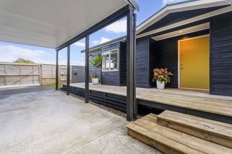 Photo of property in 60 Holmes Road, Manurewa, Auckland, 2102