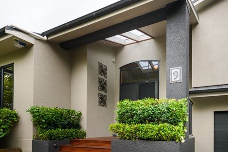 Photo of property in 9 Awatea Terrace, Hokowhitu, Palmerston North, 4410