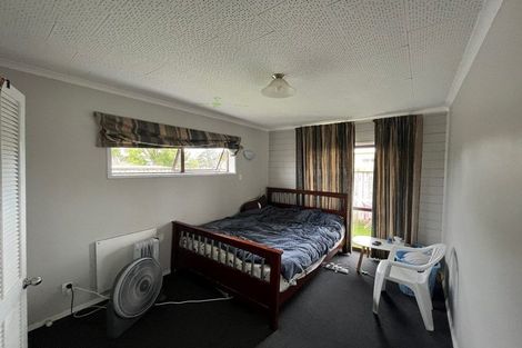 Photo of property in 80a Millbrook Road, Henderson, Auckland, 0612