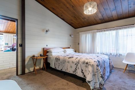 Photo of property in 9 Tudor Court, Paraparaumu Beach, Paraparaumu, 5032