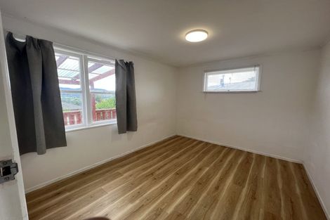 Photo of property in 11 Autumn Avenue, Glen Eden, Auckland, 0602