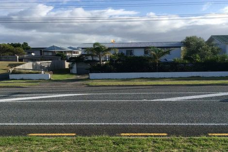 Photo of property in 494 Papamoa Beach Road, Papamoa Beach, Papamoa, 3118