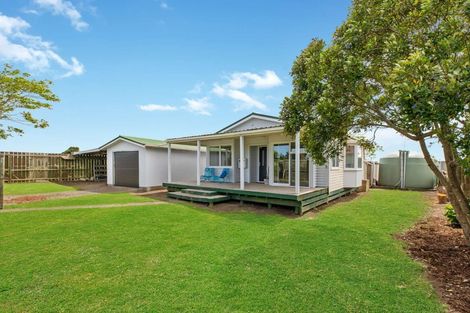 Photo of property in 170 Awhitu Road, Karioitahi, Waiuku, 2683