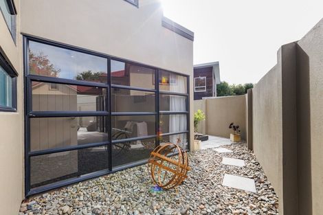 Photo of property in 143 Victoria Avenue, Hokowhitu, Palmerston North, 4410