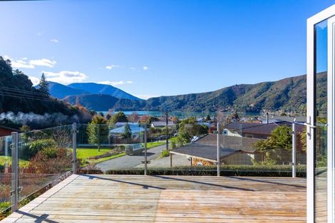 Photo of property in 2 Takorika Street, Havelock, 7100