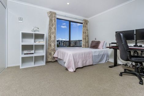 Photo of property in 11 Spotted Dove Road, Hobsonville, Auckland, 0616