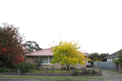 Photo of property in 18 Curletts Road, Sockburn, Christchurch, 8042