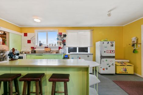 Photo of property in 69 Godley Street, Waiwhetu, Lower Hutt, 5010