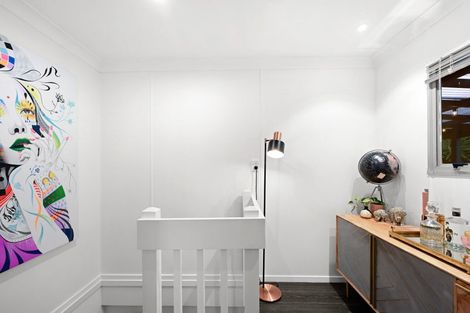 Photo of property in 22 Gilbass Avenue, Hamilton Lake, Hamilton, 3204