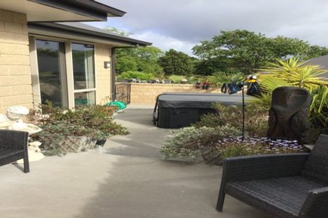 Photo of property in 20 Titirangi Crescent, Parklands, Christchurch, 8083