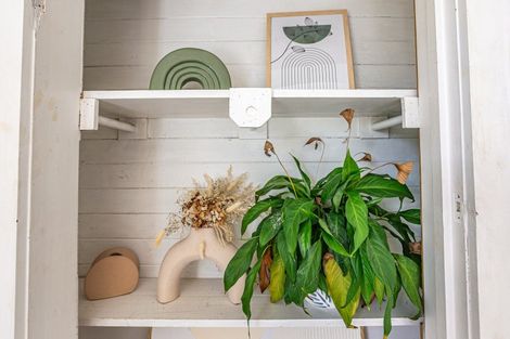 Photo of property in 16 Central Avenue, Gonville, Whanganui, 4501