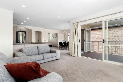 Photo of property in 4/19 Glencarron Place, Bethlehem, Tauranga, 3110