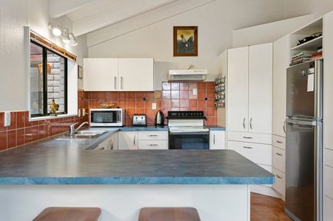 Photo of property in 1/12 Golders Place, Richmond Heights, Taupo, 3330