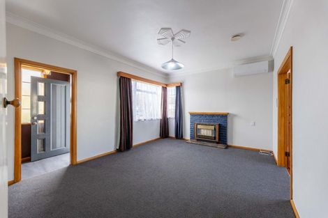 Photo of property in 15 Kauri Street, Roslyn, Palmerston North, 4414