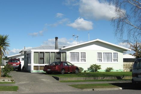 Photo of property in 41 Henley Crescent, Pirimai, Napier, 4112