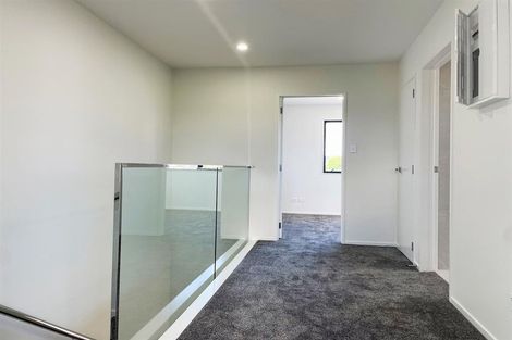 Photo of property in 4 Harikoa Way, Karaka, 2113