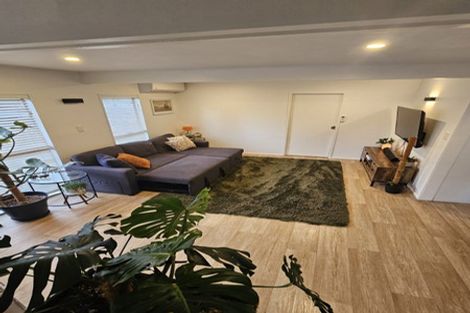 Photo of property in 1/160 Glamorgan Drive, Torbay, Auckland, 0630
