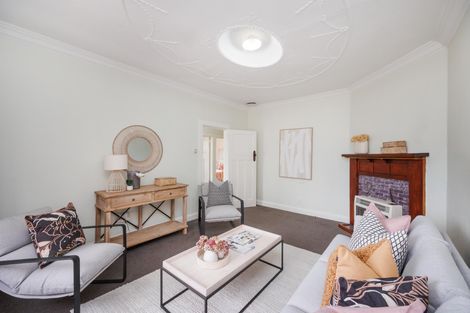 Photo of property in 31 Lombard Street, Palmerston North, 4410