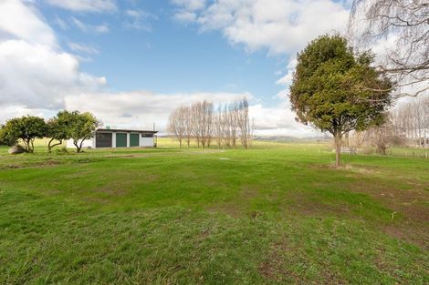 Photo of property in 440 Leedstown Road, Hunterville, Marton, 4787