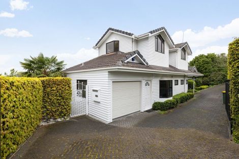 Photo of property in 150 Lake Crescent, Hamilton Lake, Hamilton, 3204