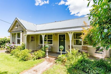 Photo of property in 4511 Christchurch Akaroa Road, Little River, 7591