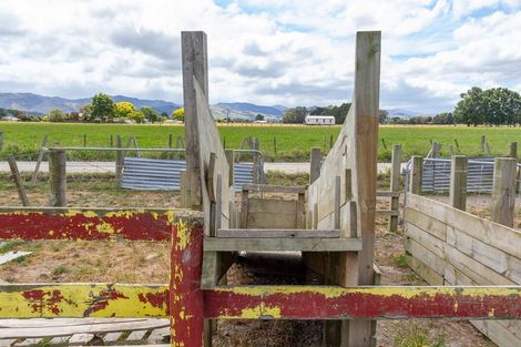 Photo of property in 77 Somerset Road, Clareville, Carterton, 5792