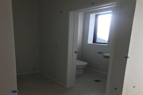 Photo of property in 2/21 Boyes Avenue, Whenuapai, Auckland, 0618