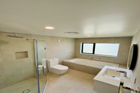 Photo of property in 72 Arran Drive, Orewa, 0931