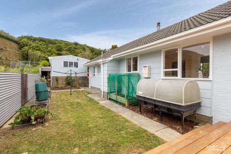 Photo of property in 19 Otira Grove, Kelson, Lower Hutt, 5010