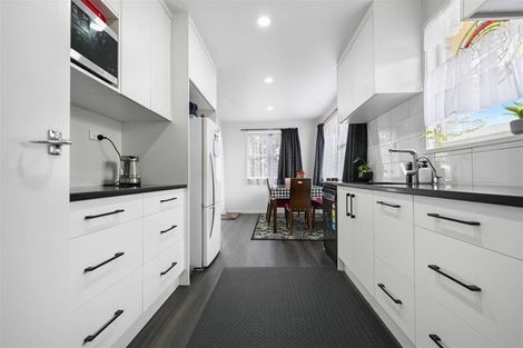 Photo of property in 39 Rhonda Avenue, Deanwell, Hamilton, 3206